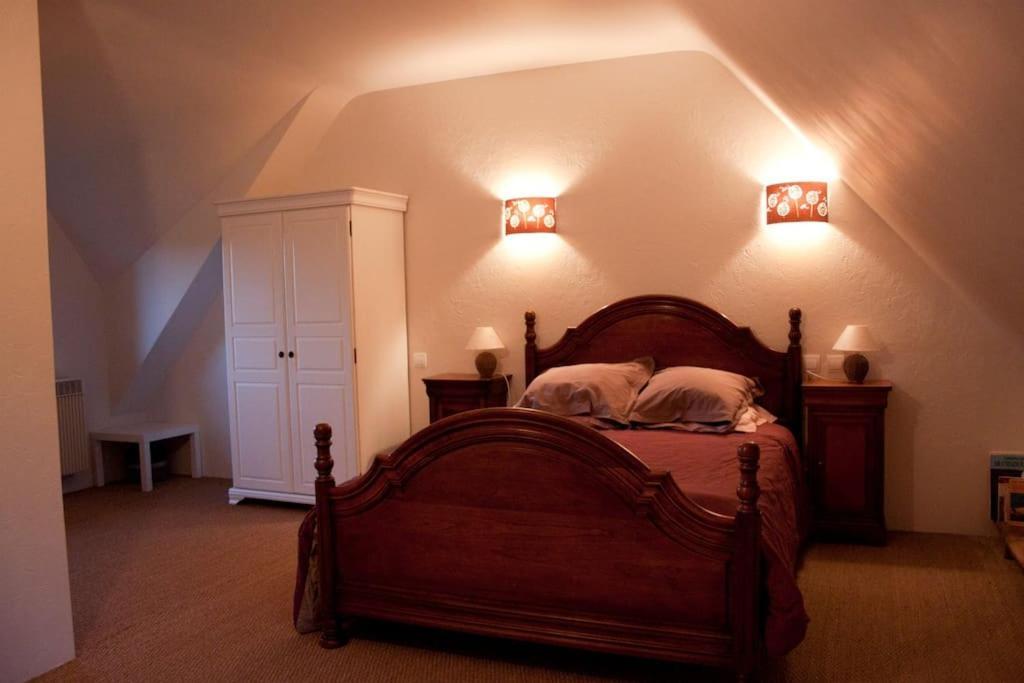 Studio Dans Une Chaumiere De Caractere Baud Bagian luar foto